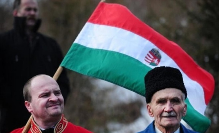Закарпатские венгры просят украинскую вл…