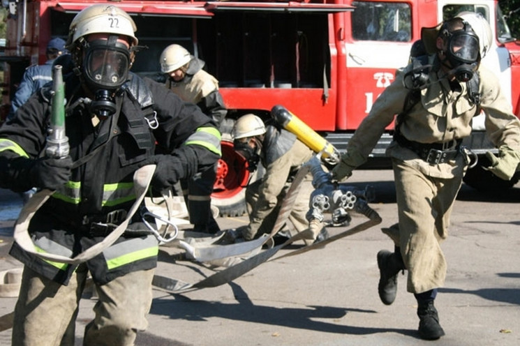 Як на Львівщині пожежники рятували квіти…