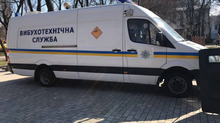 В Одессе правоохранителям сообщили о мин…