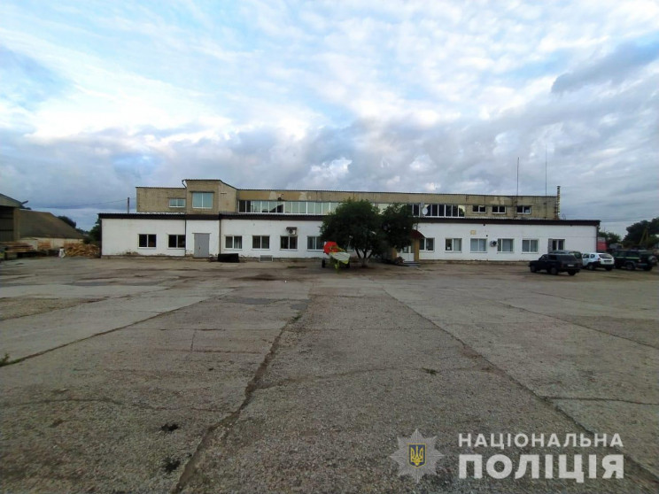 На Харьковщине банда вооруженных рецидив…