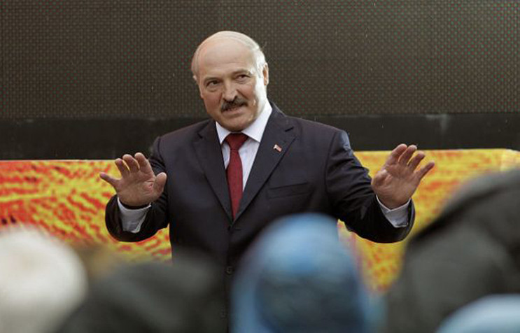 Россия не хочет помочь Лукашенко, а ЕС —…