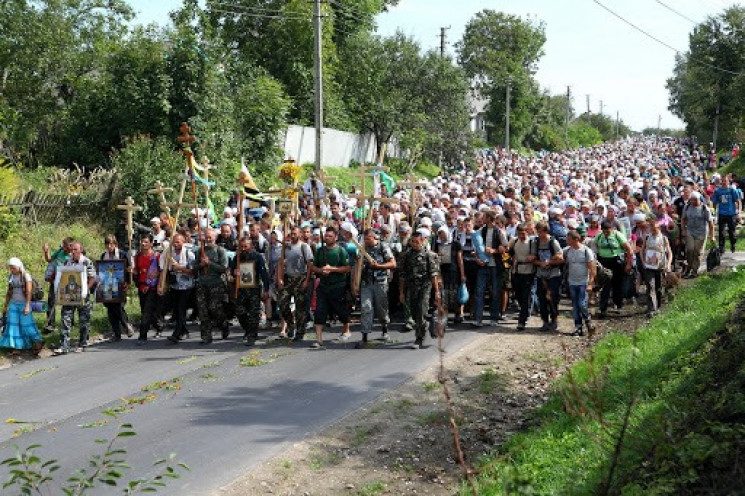 У Волочиській ОТГ заборонили зупинятися…