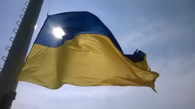 В Запорожье защитники Украины подняли на…