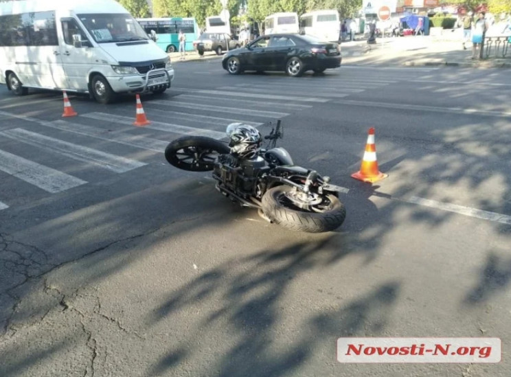 У Миколаєві мотоцикліст збив жінку…