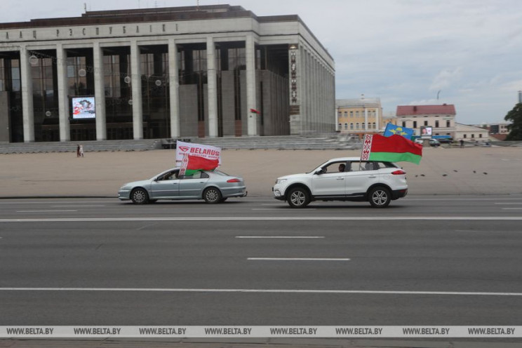 В Беларуси состоялся автопробег за Лукаш…