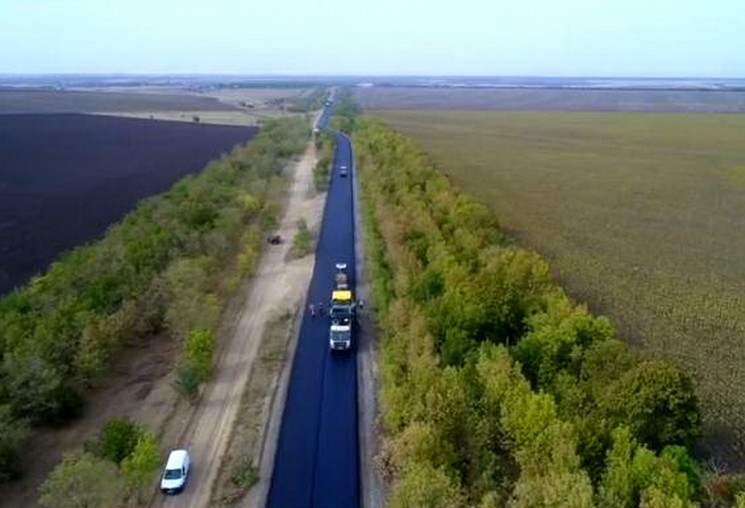 Одесские дорожники заасфальтировали самы…