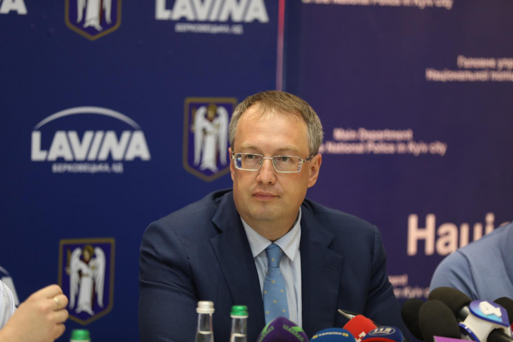 Геращенко зізнався, скільки співробітник…