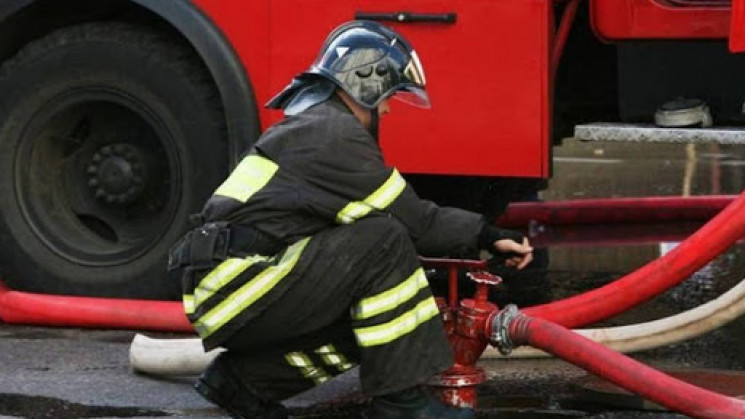 В Одесской области тушили пожар на водон…