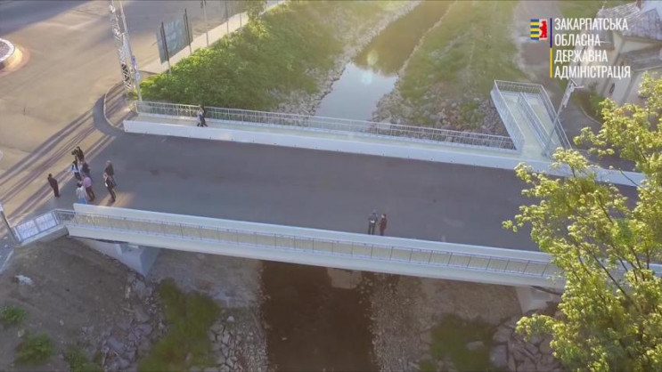 У Сваляві завершили ремонт мосту, який з…