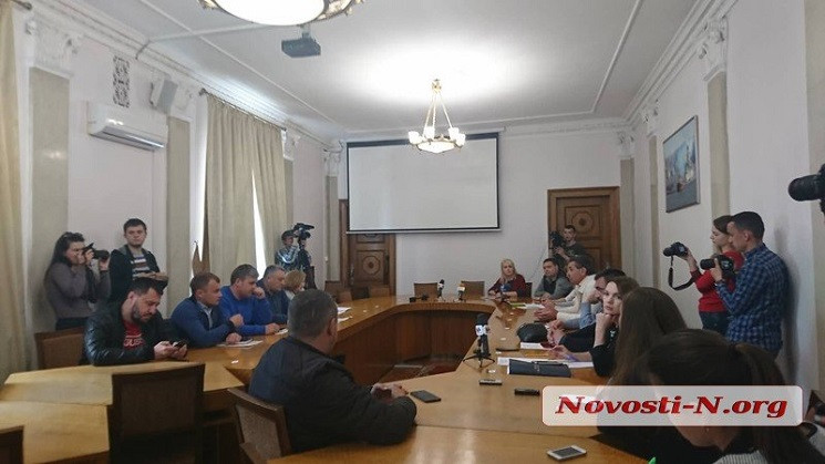 У Миколаєві депутати проігнорували засід…