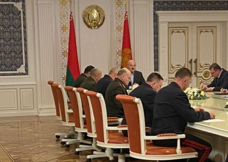 Лукашенко зібрав нараду з силовиками, –…