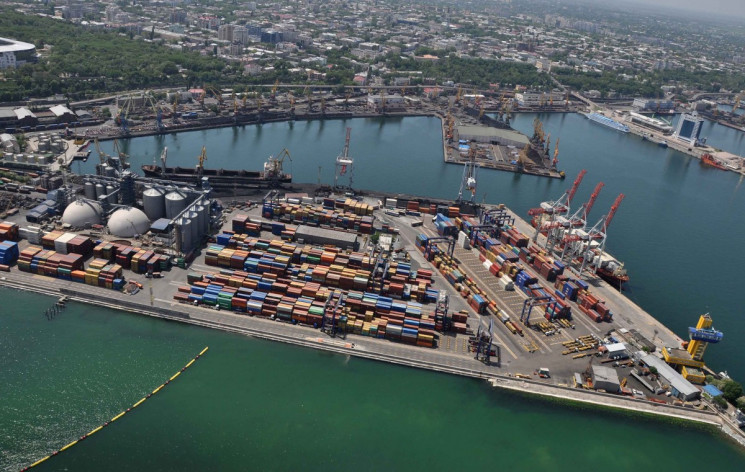 Порт під Одесою готують до приватизації…