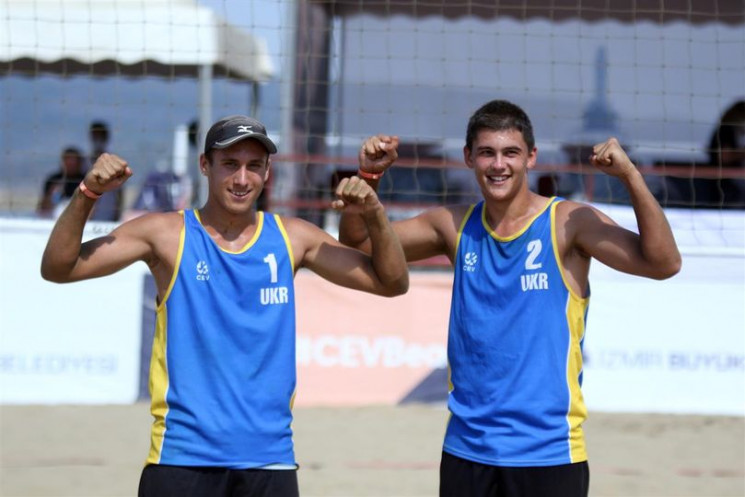 Два золота і срібло: Українські волейбол…