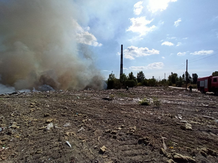В Киеве загорелись торфяники из-за пожар…