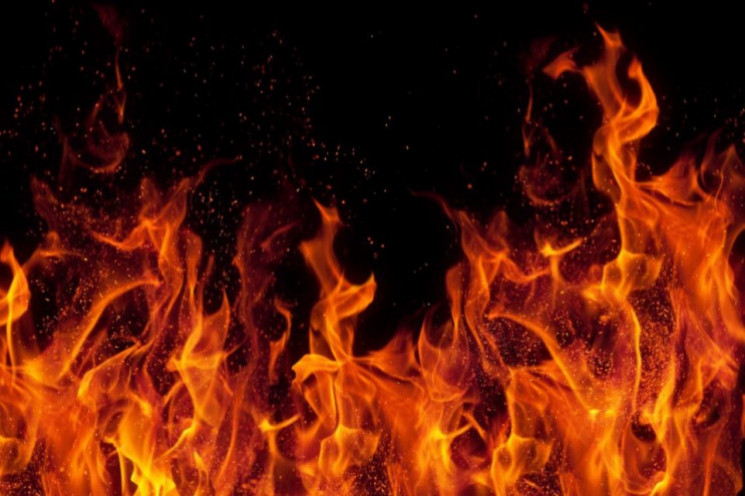 На Сумщині пожежа знищила 0,7 га площі і…