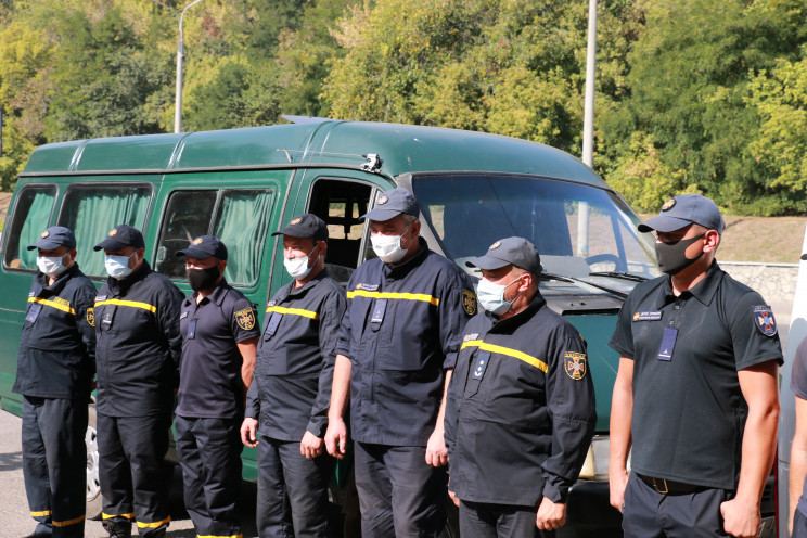 Харьковские спасатели вернулись из Донец…