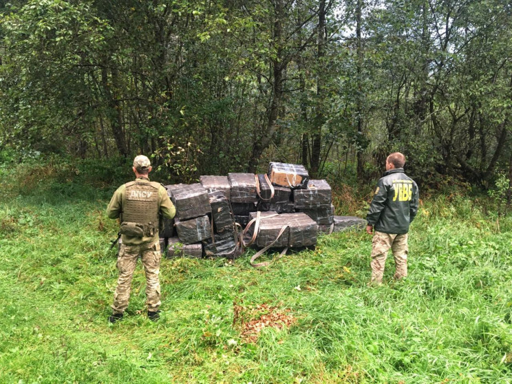 Понад 30 тисяч пачок цигарок вилучили бу…