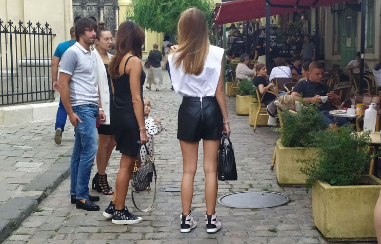 Як у центрі Львова гуляють туристи (ФОТО…