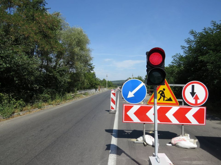 На обході Хмельницького знову затори, -…