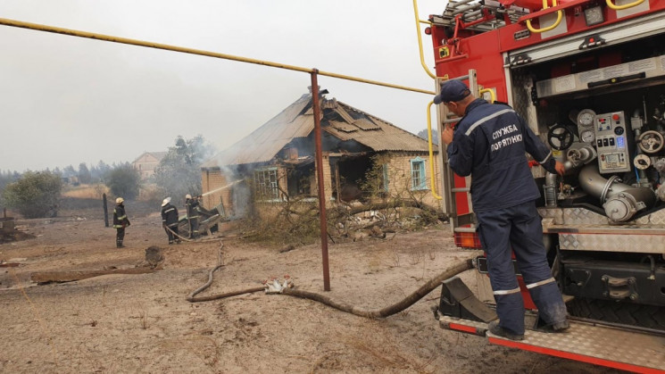 На Луганщині в зону лісових пожеж потрап…