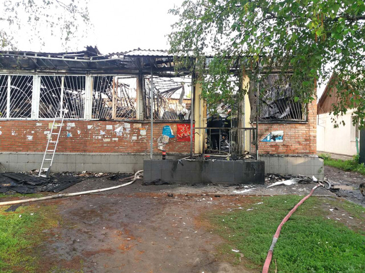 Близ Полтавы в Абазовке пожар уничтожил…