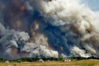 Пожежі на Луганщині: мешканці Кремінсько…