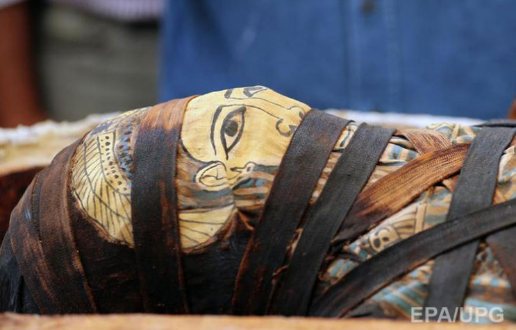 В Египте раскопали 59 саркофагов с мумия…