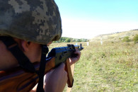 Война на Донбассе: Боевики били по позиц…