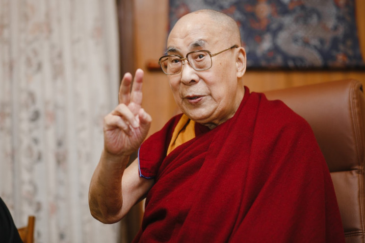 Далай-лама вперше поспілкується з харків…