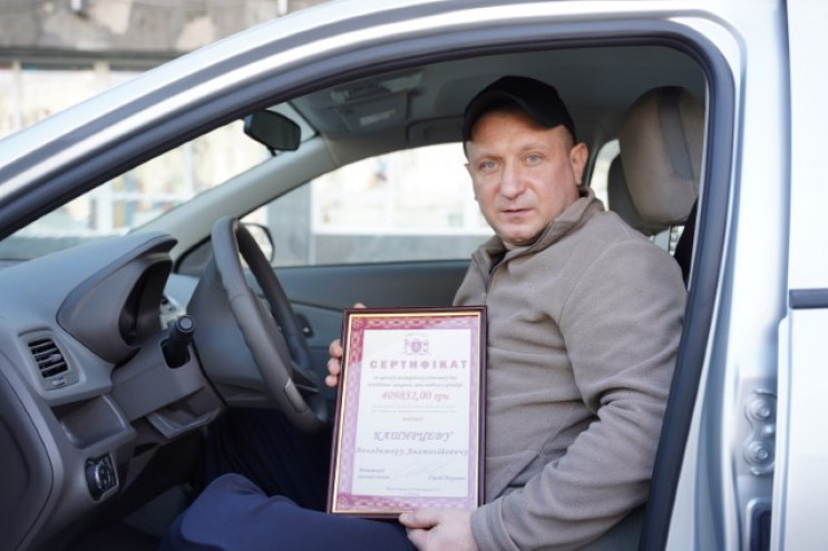 У Вінниці ветерану АТО вручили сертифіка…