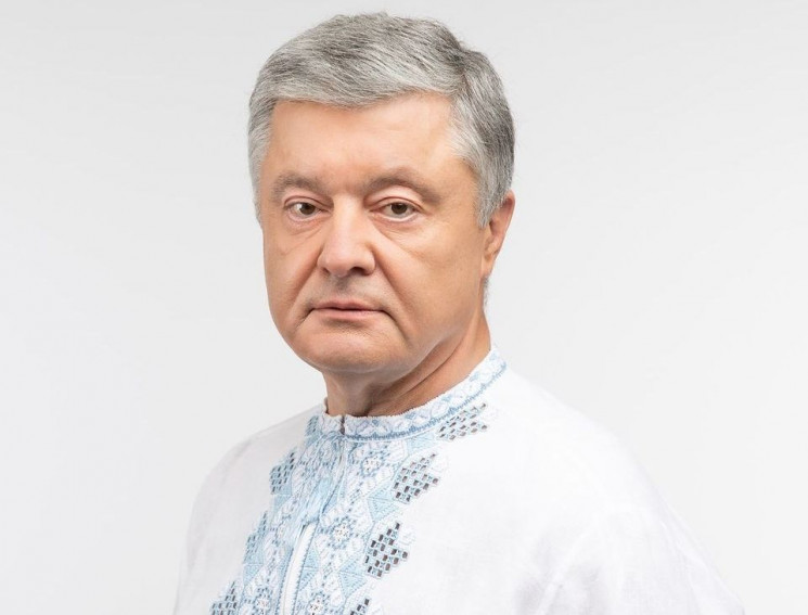 Порошенко повідомив про негативний резул…