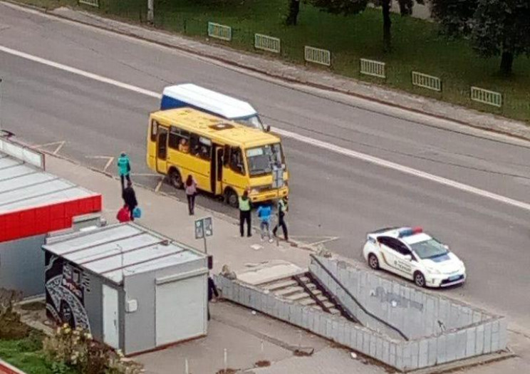 У Львові поліція почала рахувати пасажир…