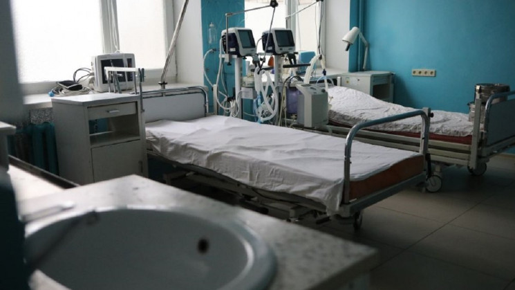Опорна одеська лікарня заповнена хворими…