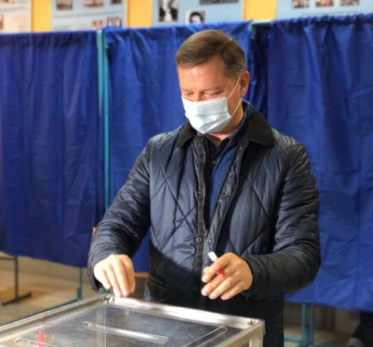 Довыборы в Раду: Олег Ляшко отстает от к…