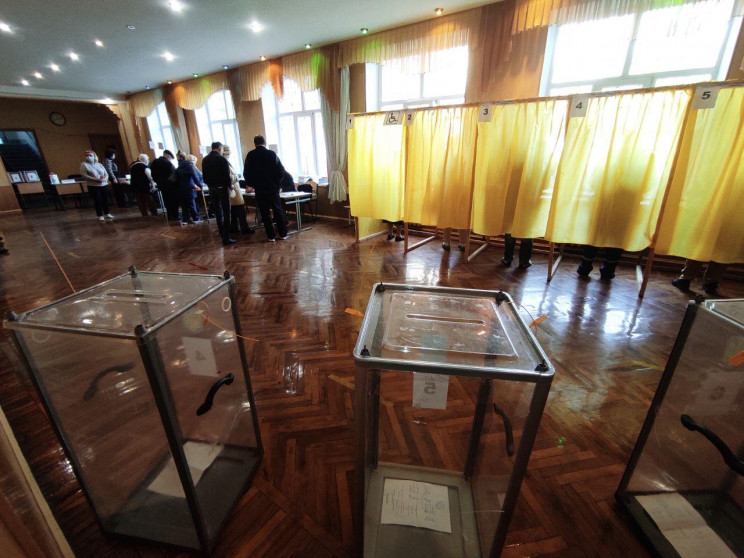 Менше третини: На Херсонщині явка виборц…