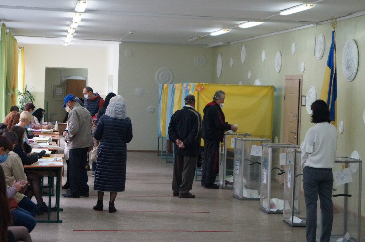 Явка избирателей во Львовской области со…