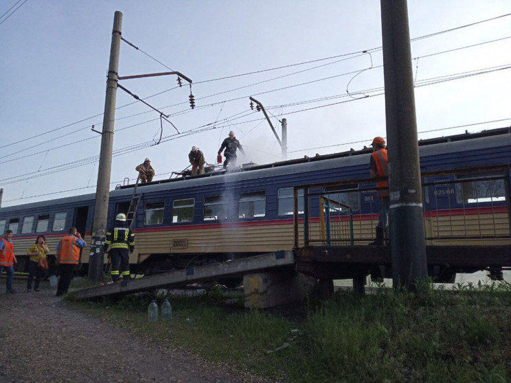 В Каменском произошел пожар в электричке…