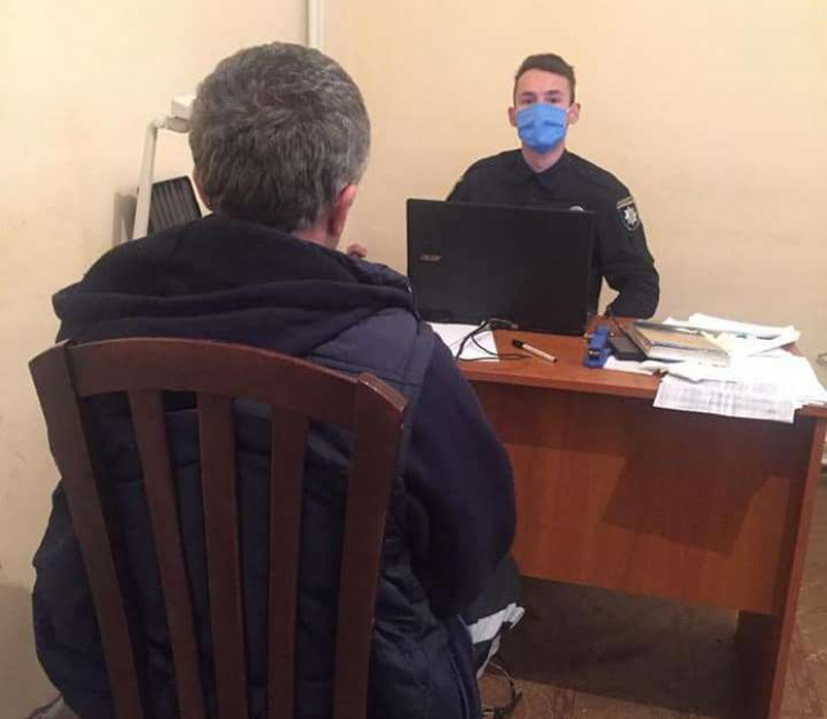 Поліцейські затримали зловмисника, прич…