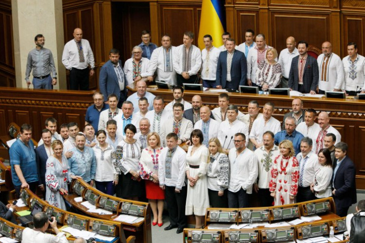 Видео дня: Инаугурация Зеленского и "Гол…