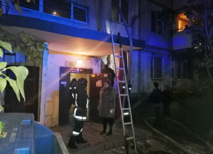 В одеській багатоповерхівці горіла кварт…