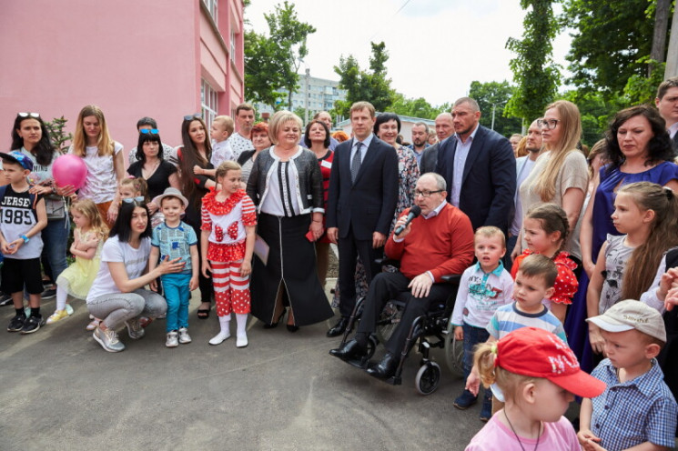 В рамках программы "Возрождение Харькова…