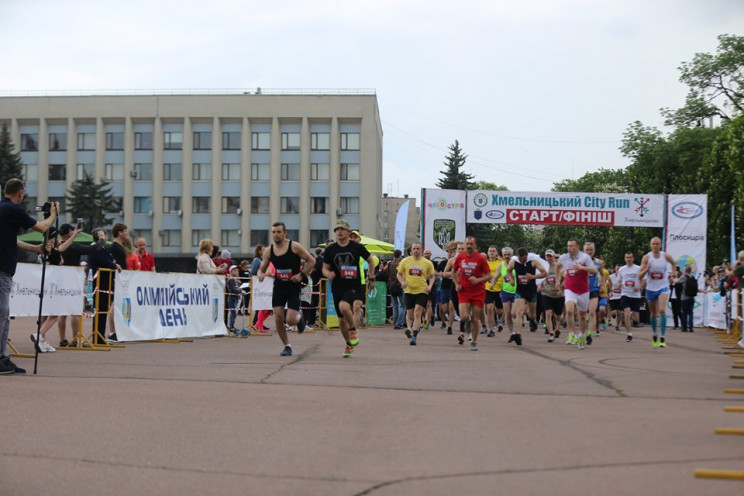 "Хмельницький City Run": До напівмарафон…