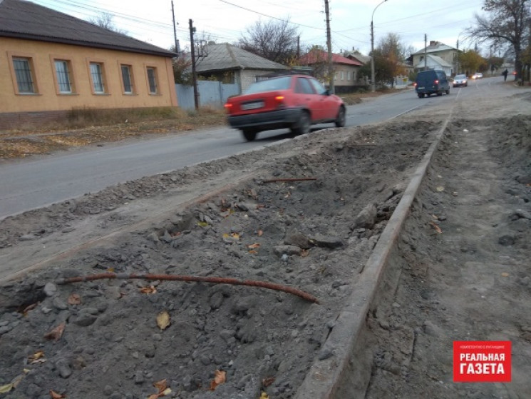 В окупованому Луганську показали, як дем…