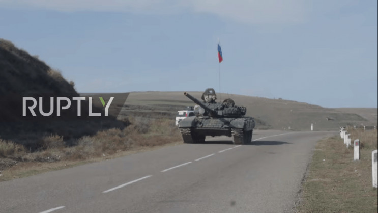 Росія стягує до Нагірного Карабаху непер…