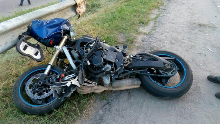 В Хирові мотоцикл зламав ногу дворічній…