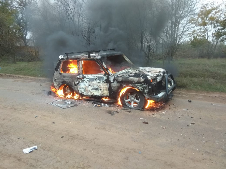 У Херсоні впродовж доби згоріли дві авті…