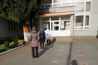 В Ровно на избирательных участках появил…