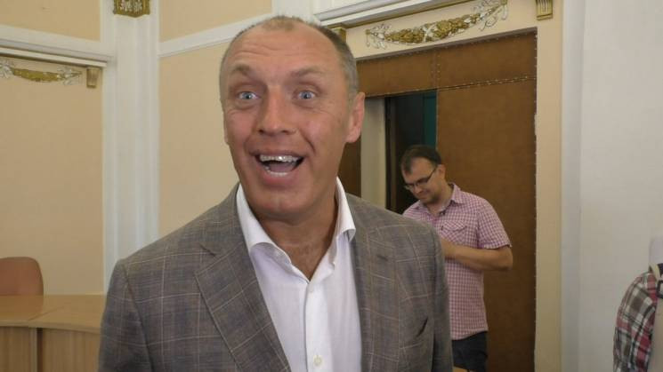 У Полтаві на виборах мера перемагає Мама…