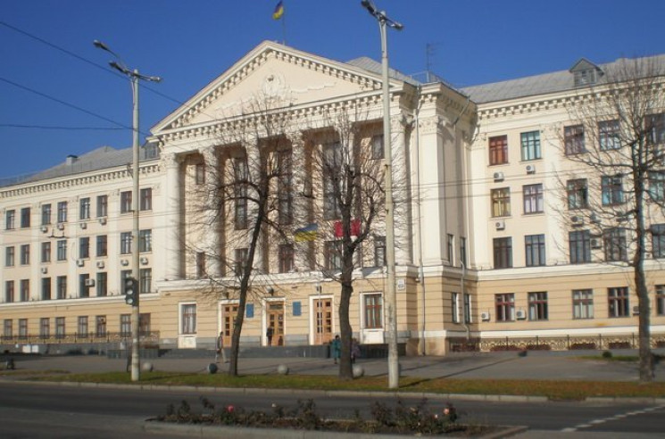 Мэр Запорожья пожаловался на задержки за…