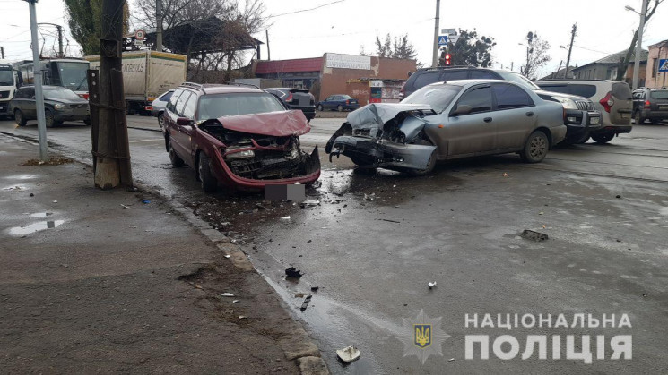 В Харькове в результате столкновения авт…